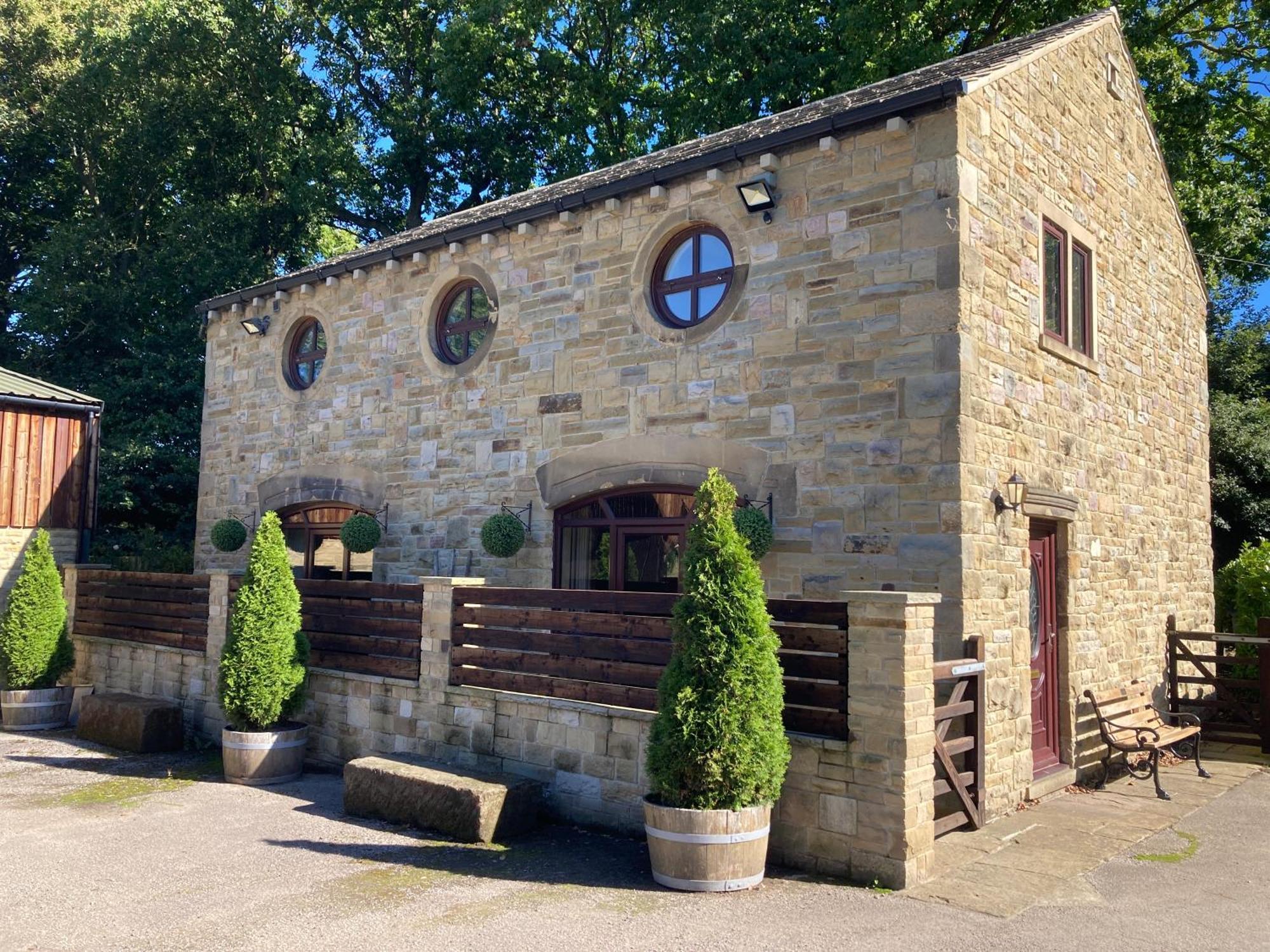 Stylish Ground Floor Apartment At Pingle Nook Farm Denby Dale Exterior photo